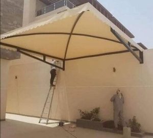 خطوات تنفيذ وتركيب مظلات حي الحمراء بجده